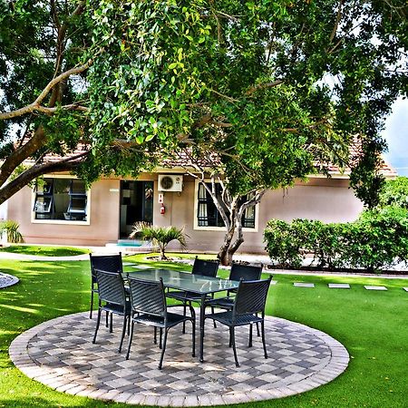 Cosy Palms Bed and Breakfast Gaborone Eksteriør billede