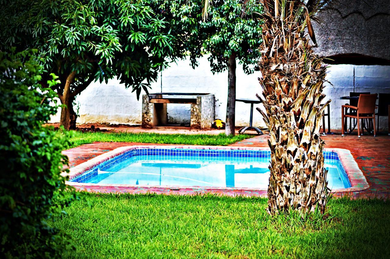 Cosy Palms Bed and Breakfast Gaborone Eksteriør billede