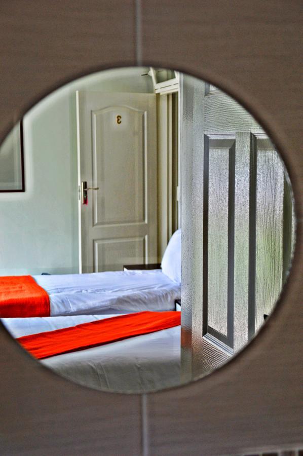 Cosy Palms Bed and Breakfast Gaborone Eksteriør billede