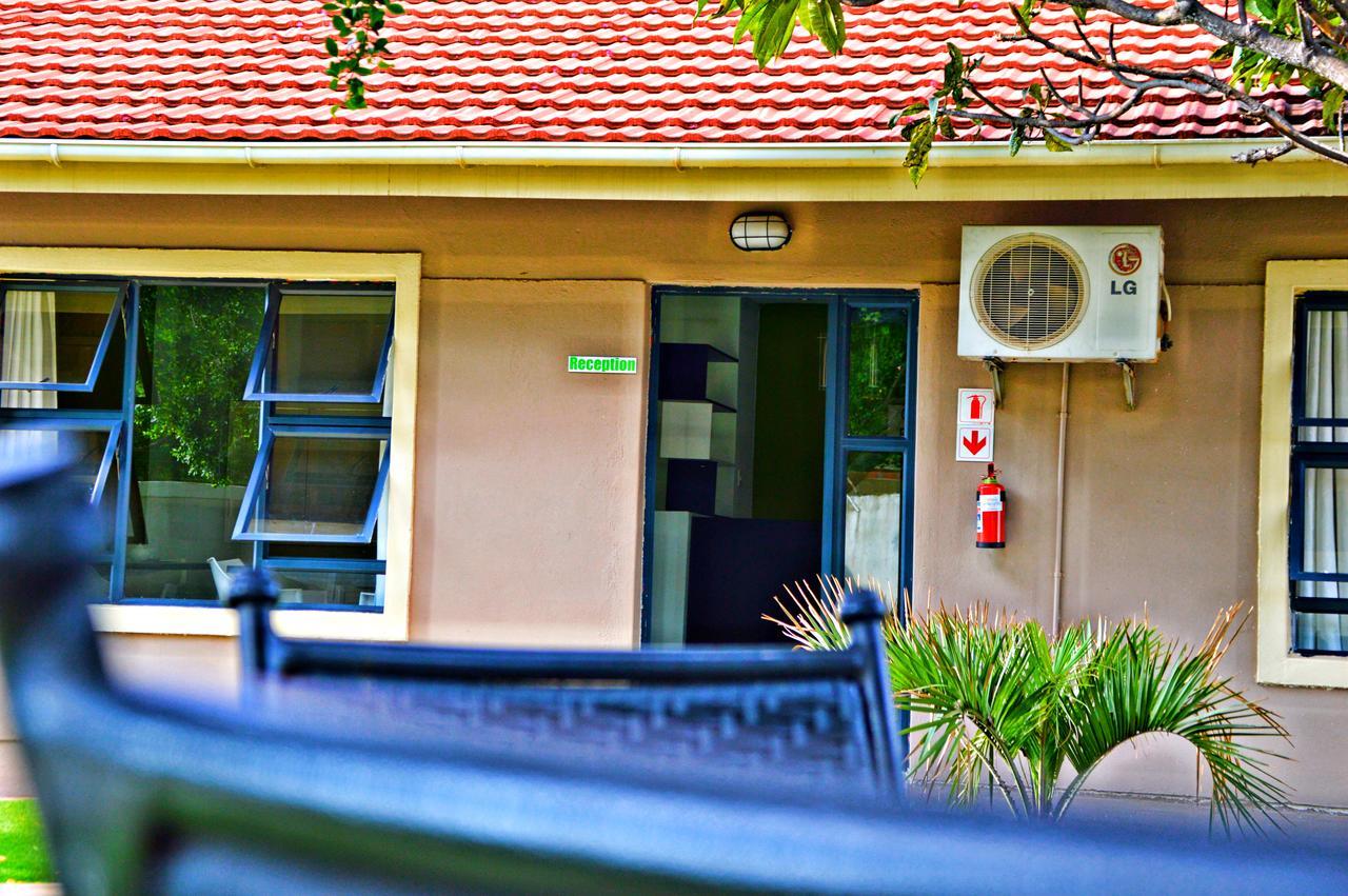 Cosy Palms Bed and Breakfast Gaborone Eksteriør billede
